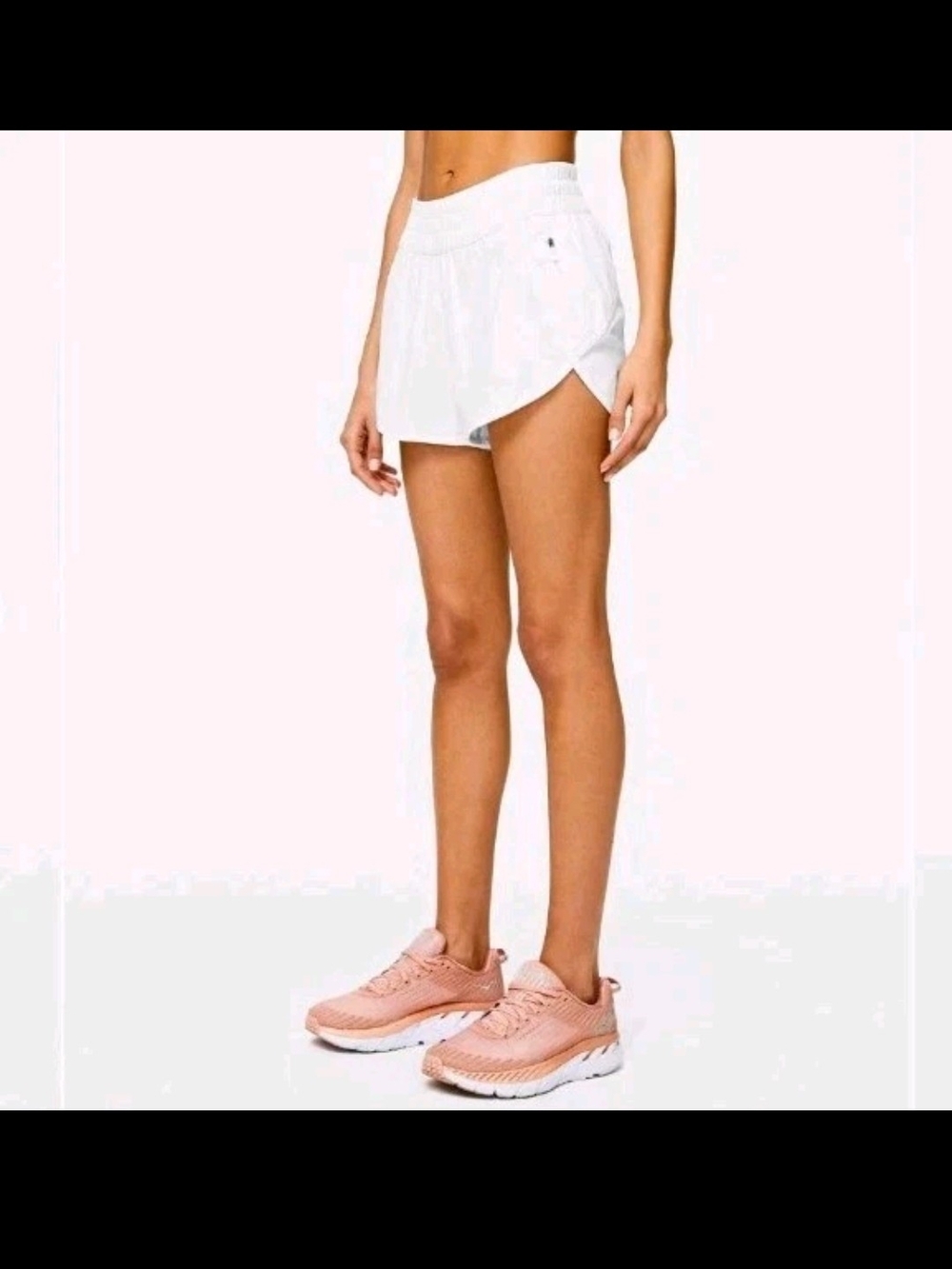 Lululemon Tracker Short V *4"White Size 4